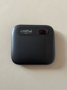 Crucial Black Portable SSD Drive 1TB